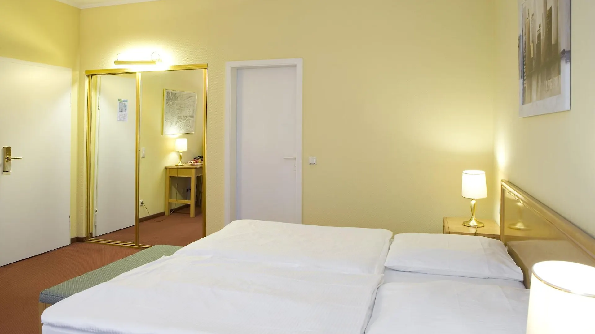 Relexa Hotel Bellevue An Der Alster Hamburg