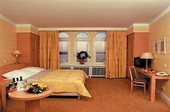 Relexa Hotel Bellevue An Der Alster Hamburg